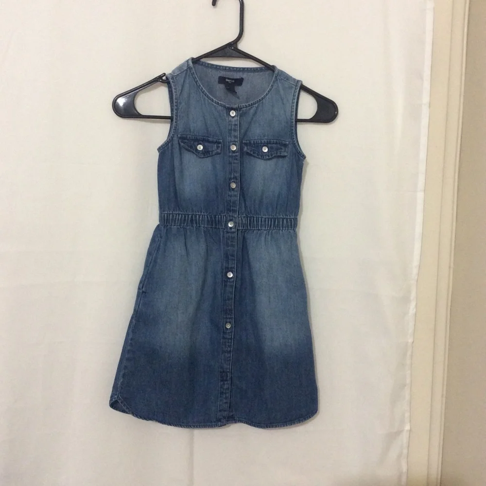 3/&35❤️Gapkids girl denim button down dress size S